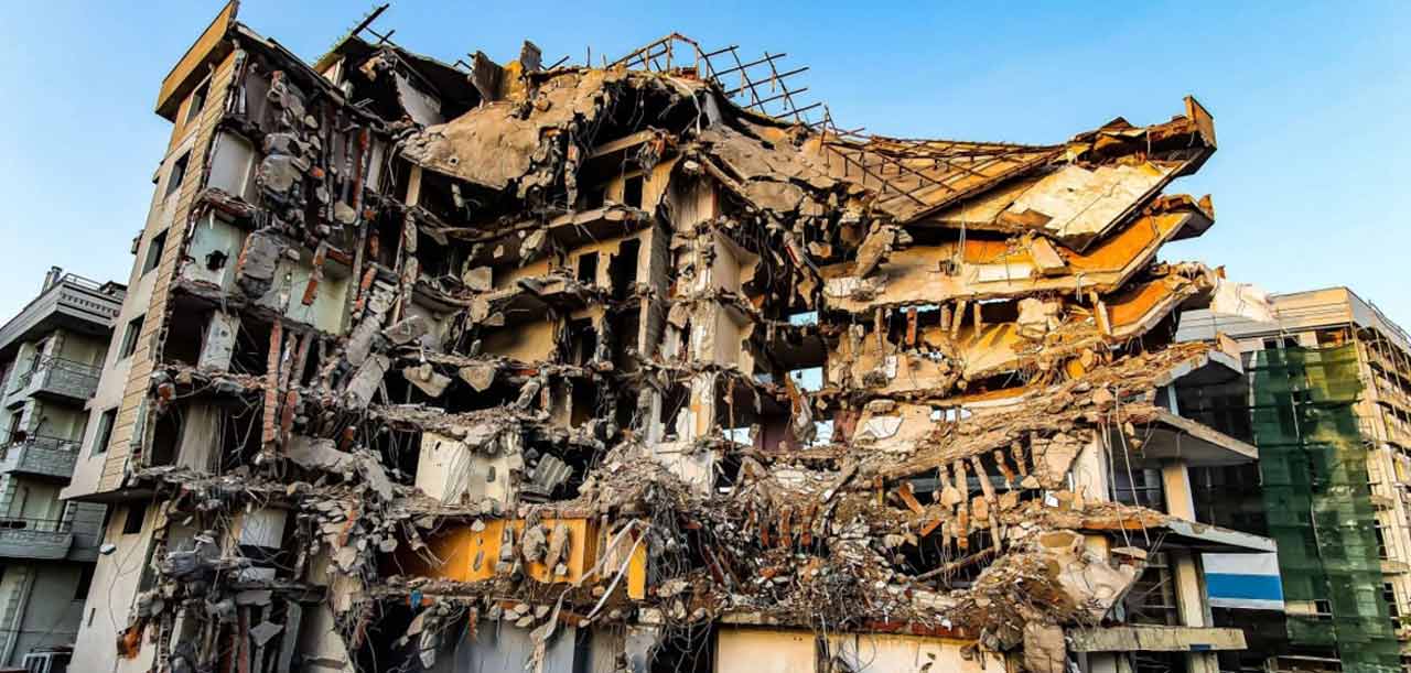 دوره بارگذاری و زلزله در اصفهان آموزشگاه مهرگان